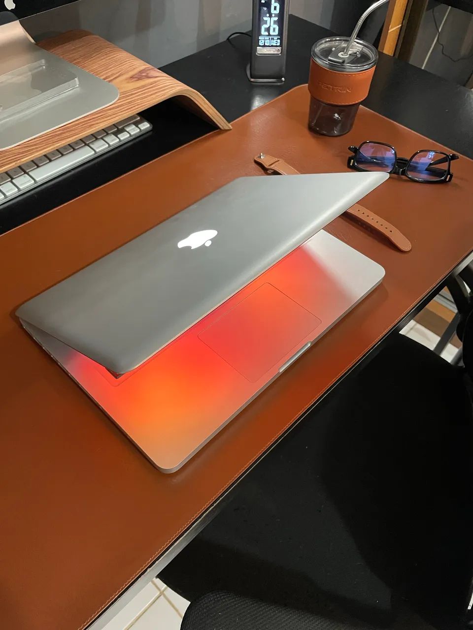 Apple MacBook Pro（13-inch,M1,2020）シルバー Apple MacBook Pro 13 polegadas - Silver - Notebooks - Vargem