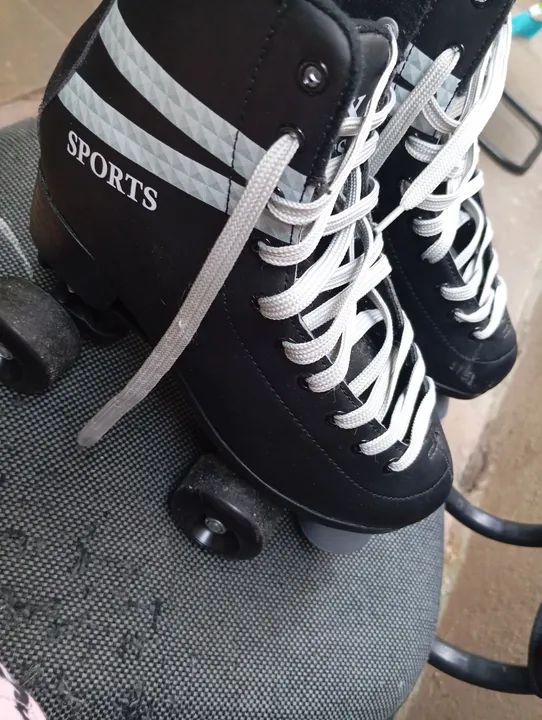 Patins Roller Sports 4 rodas  - Preto com Branco - Foto 3