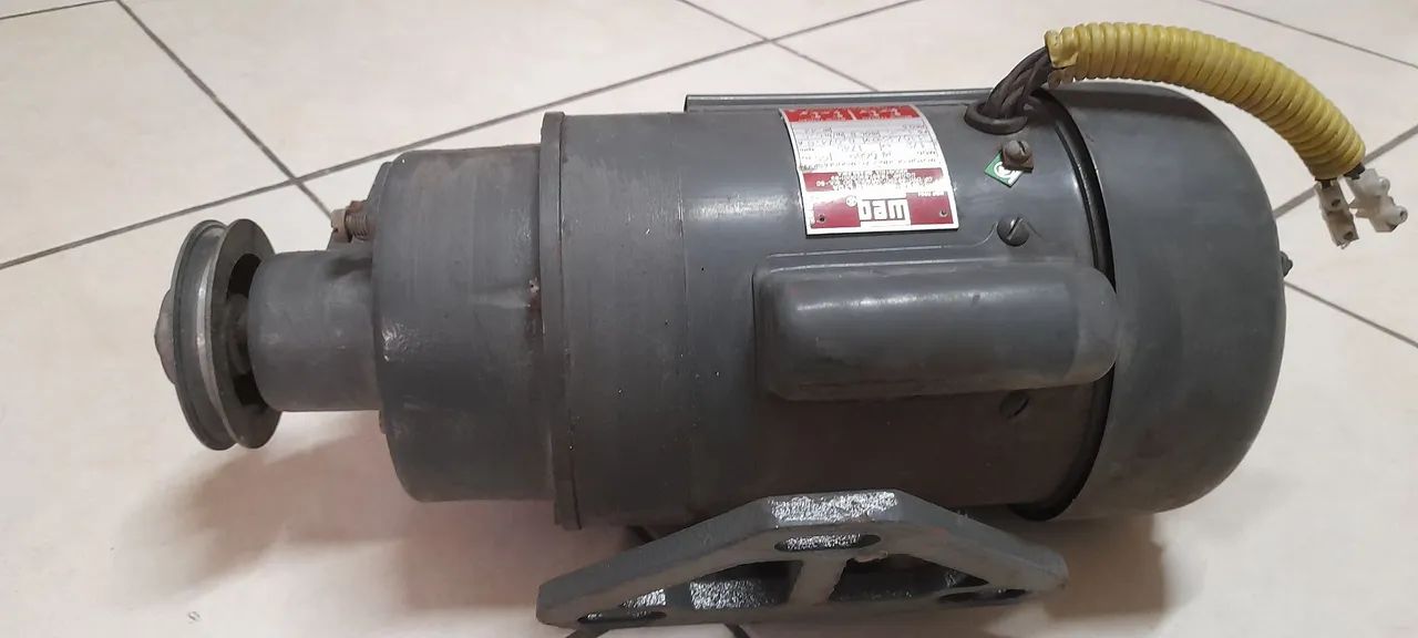 Motor WEG monofásico para máquina de costura - Foto 4