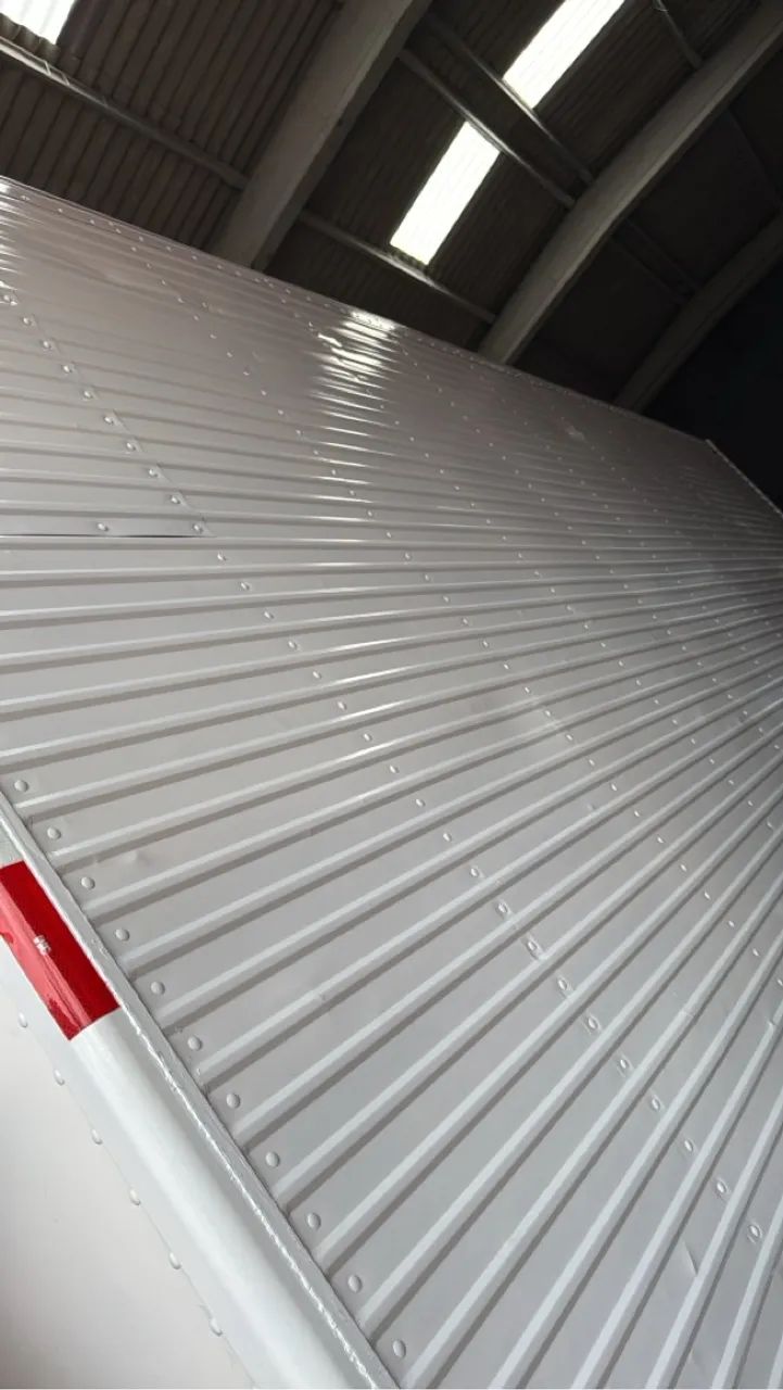 Mercedes 710 2011 baú de 6.20M - Foto 7