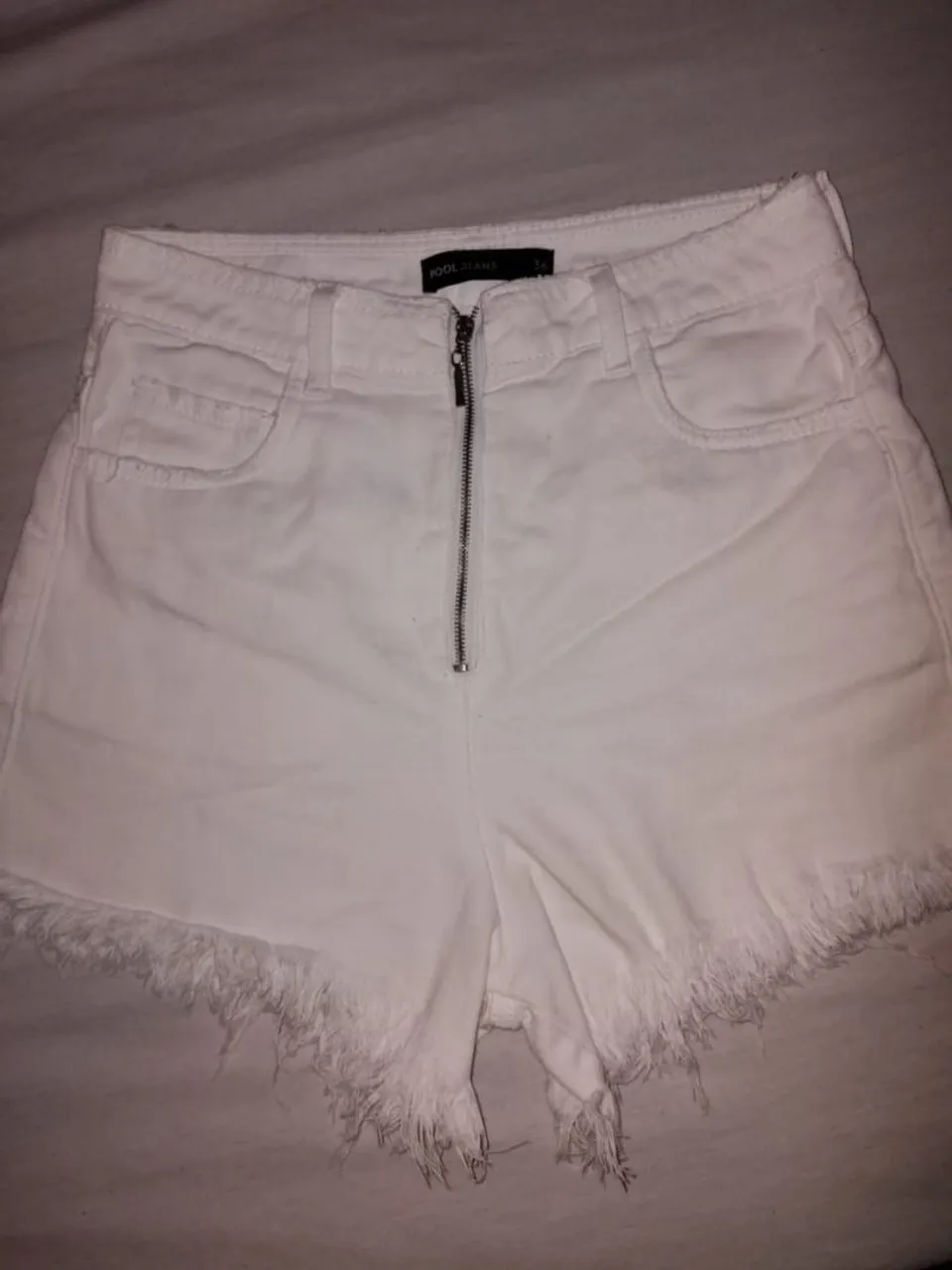 Short Jeans Branco Fralda - Tamanho P