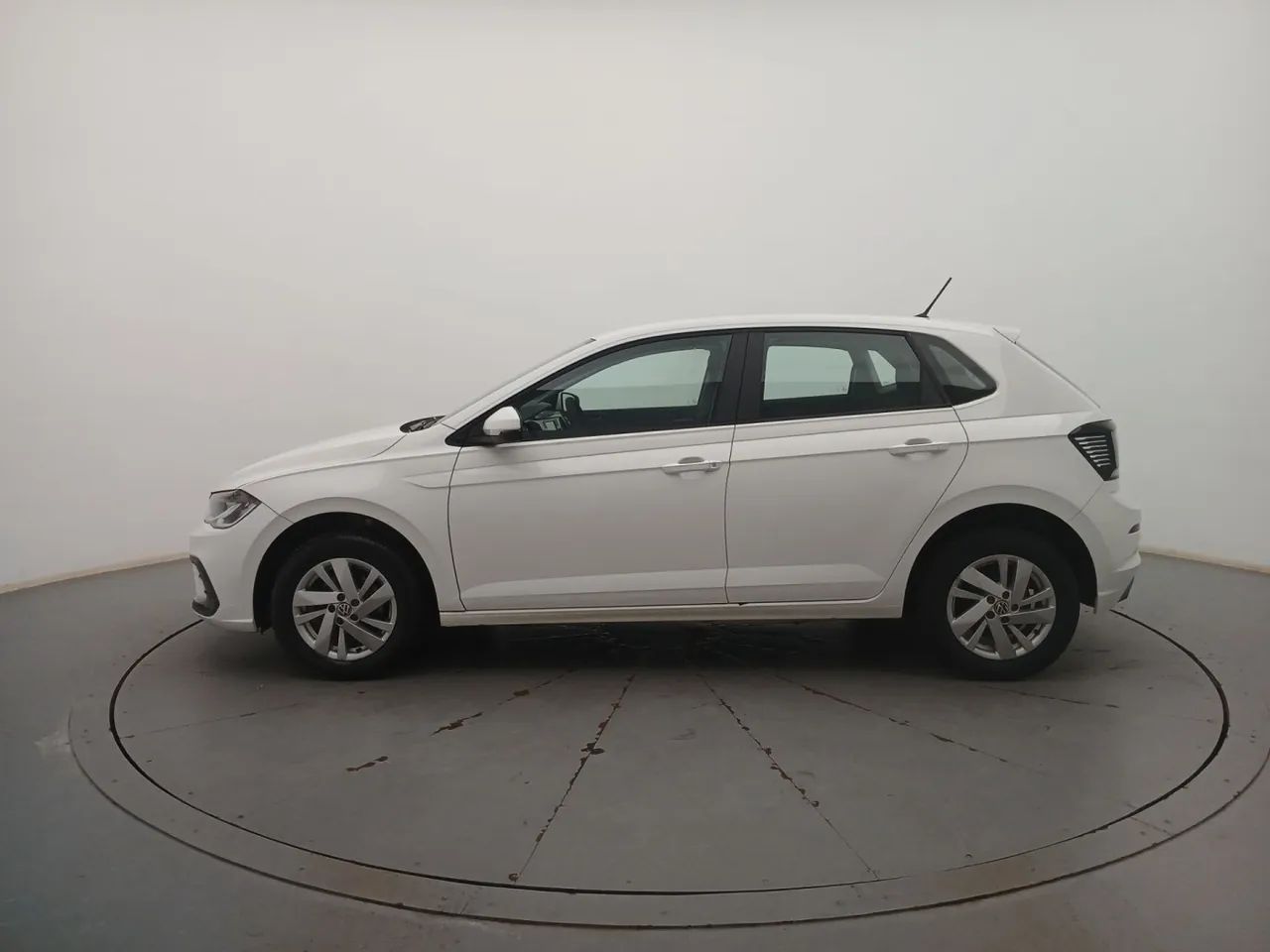 Volkswagen Polo 2024 1.0 mpi manual - Foto 2