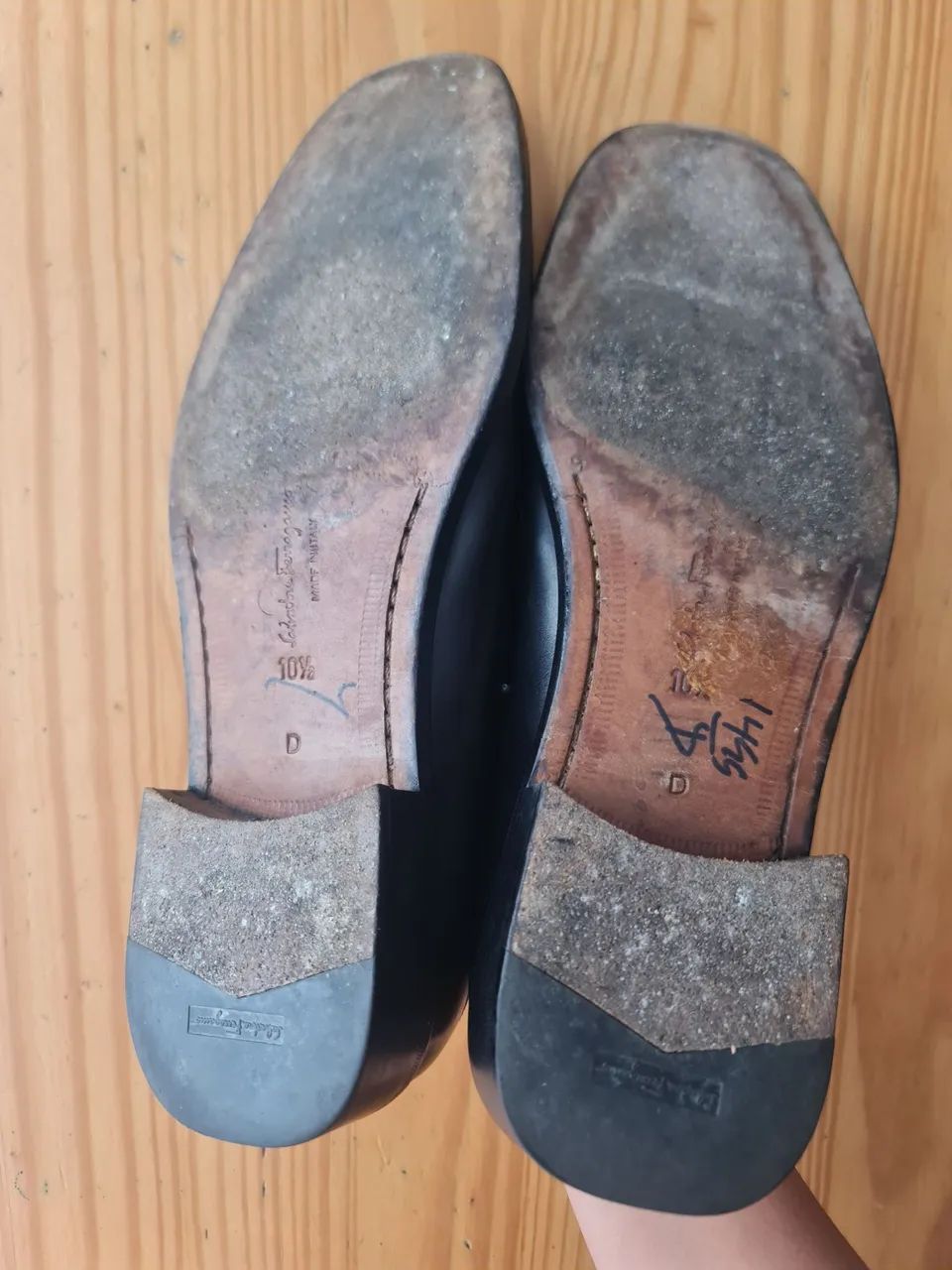 Sapatos Ferragamo Preto - Original - Tamanho 42 - Foto 3