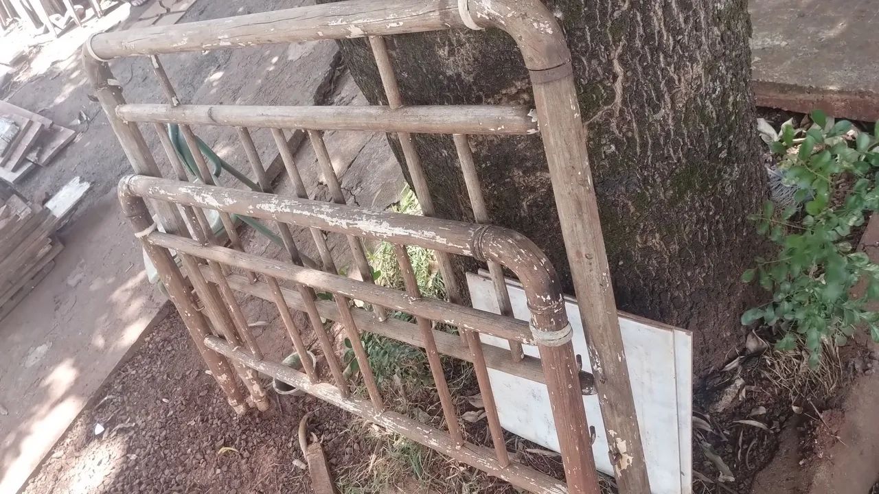 2 Camas antigas  - Foto 2