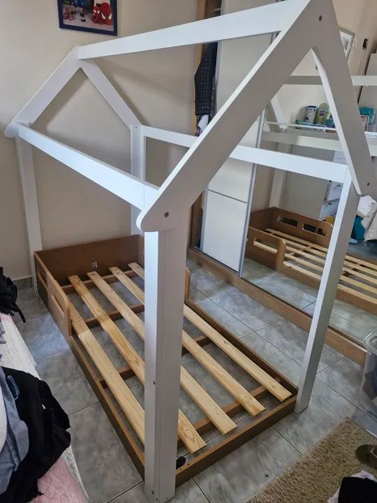 Cama Casinha Infantil com colchão 