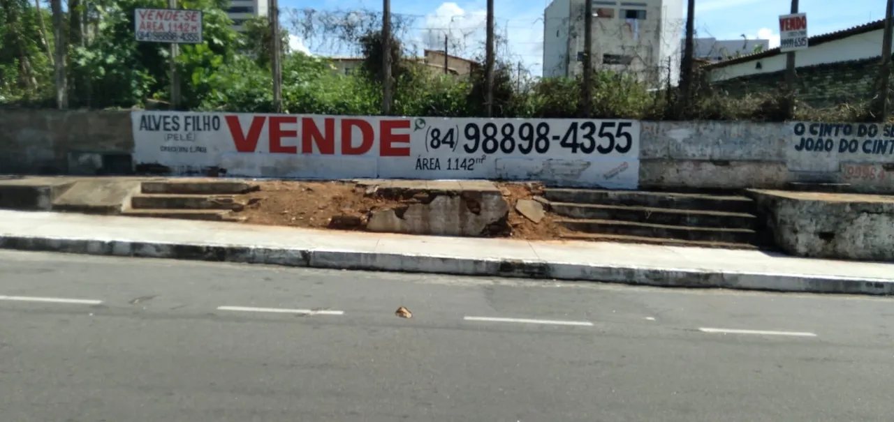 TERRENO COMERCIAL