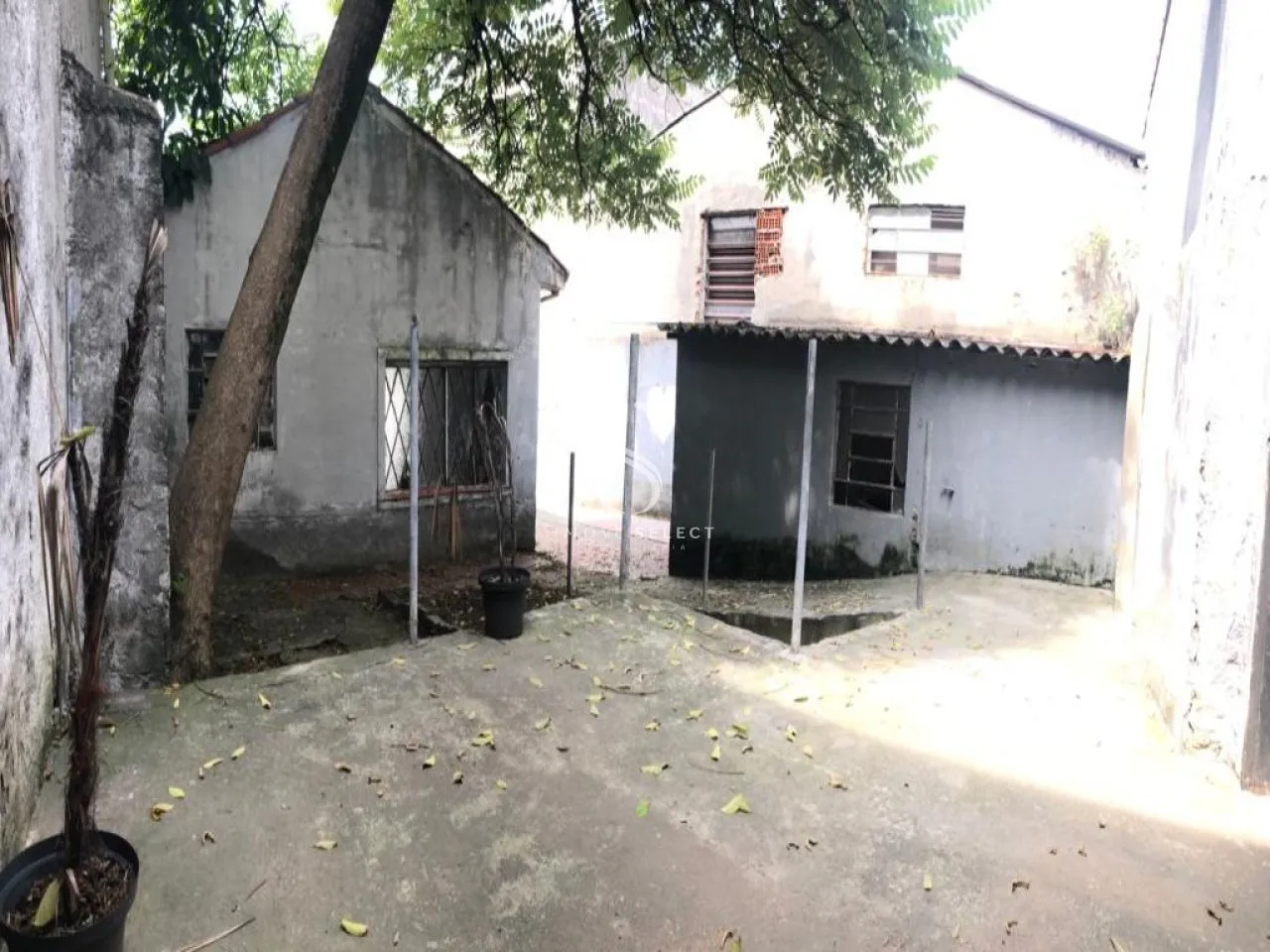Lapa de Baixo, Terreno Residencial de 280m² com construção.