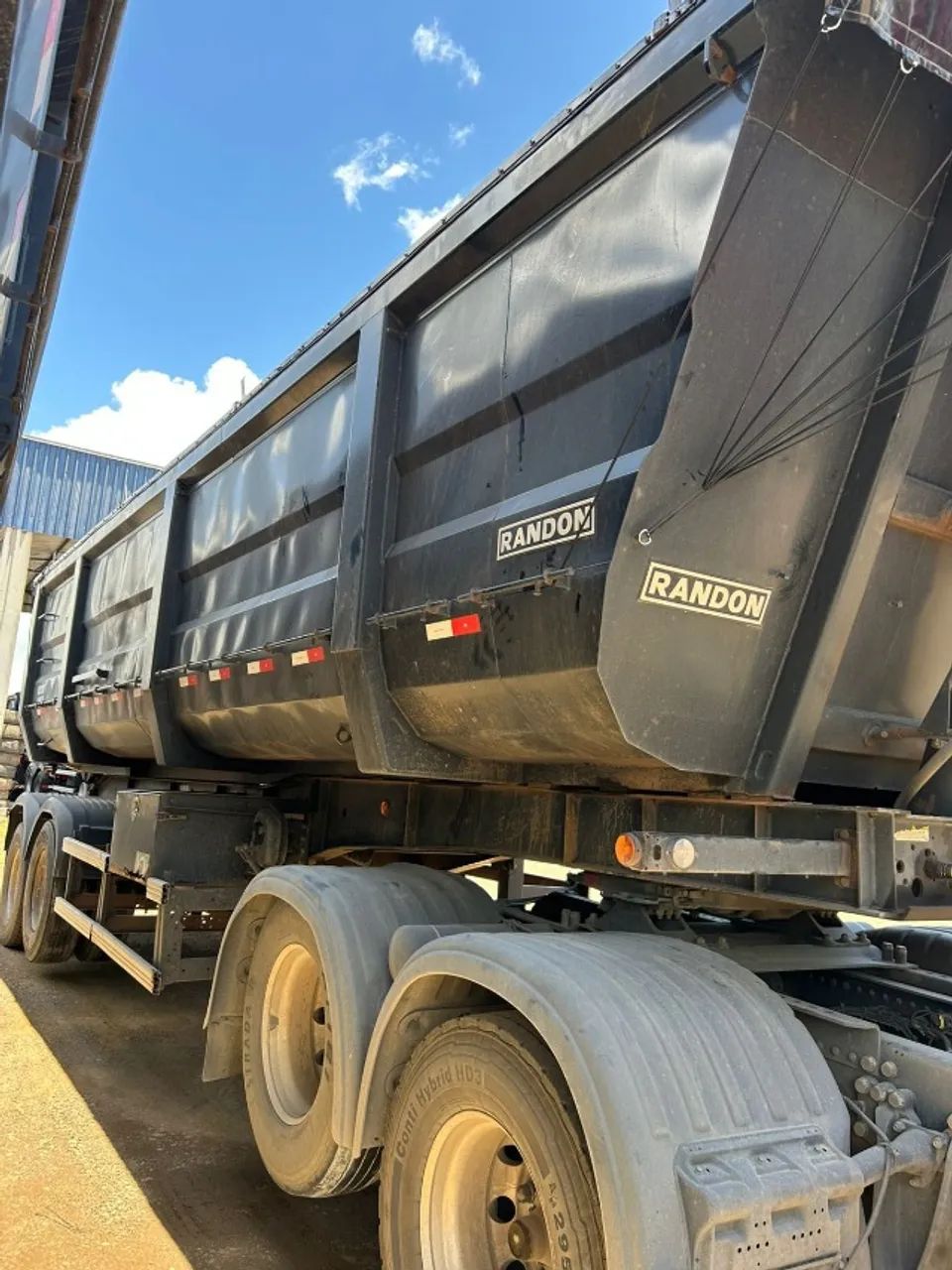 Rodocaçamba Randon 2022  Dolly Rebaixado 35m3  - Foto 9