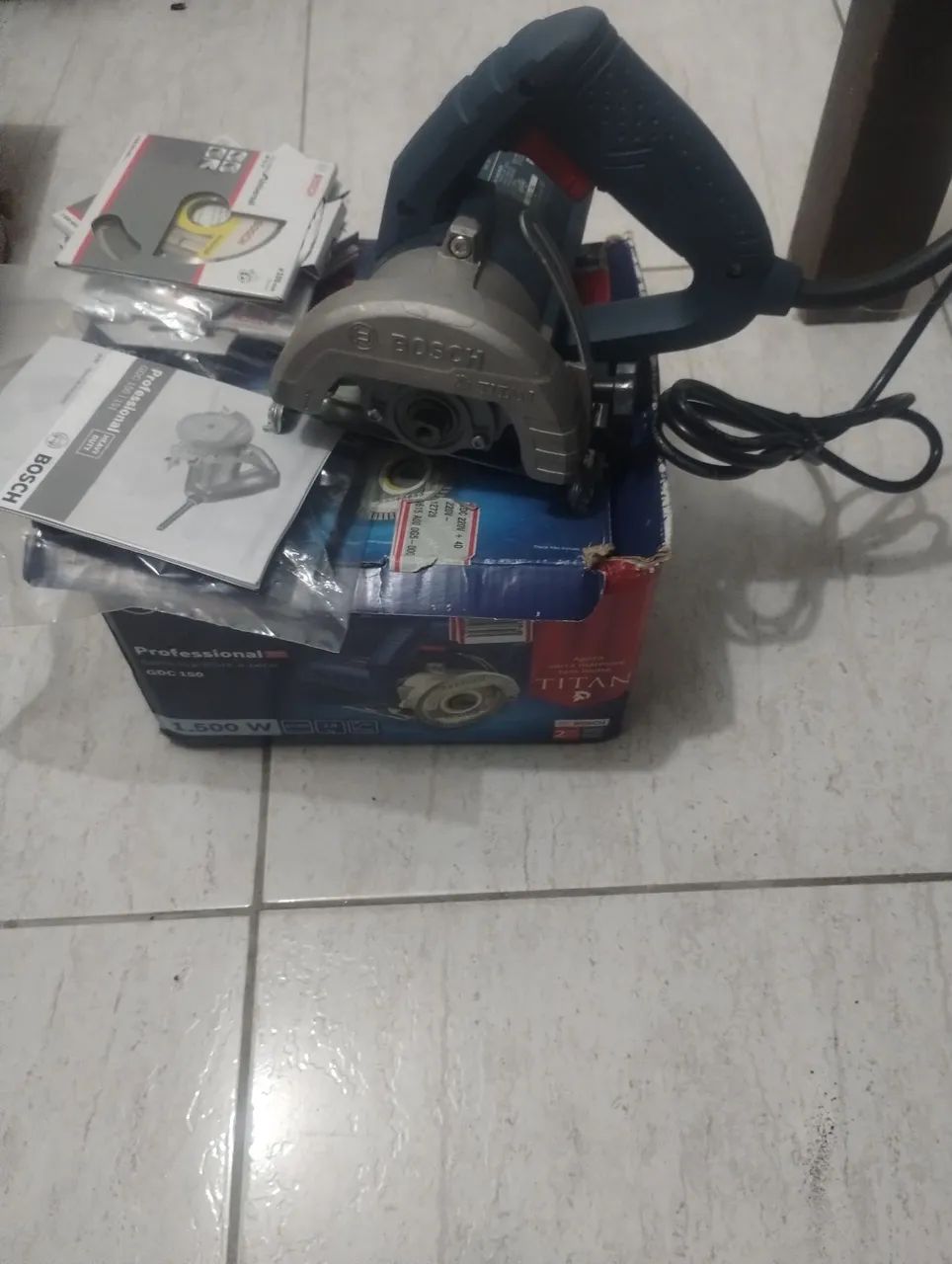 Serra de Corte para Pedra Bosch GOC 150 Titan 1500W