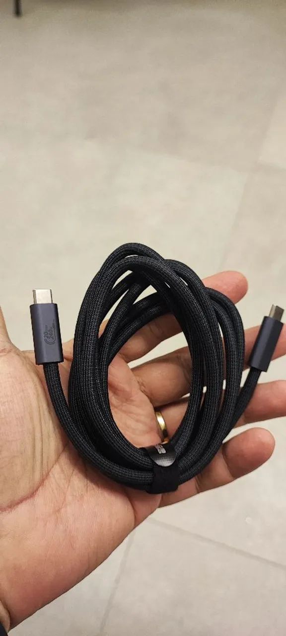 Cabo Baseus USB-C 240W 20Gbps - Foto 3