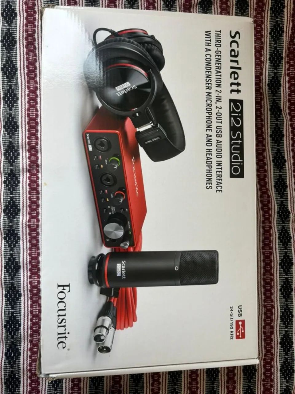 Focusrite Scarlett kit 3era geração 