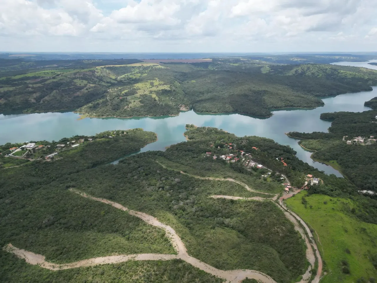 . Lago Corumbá IV #