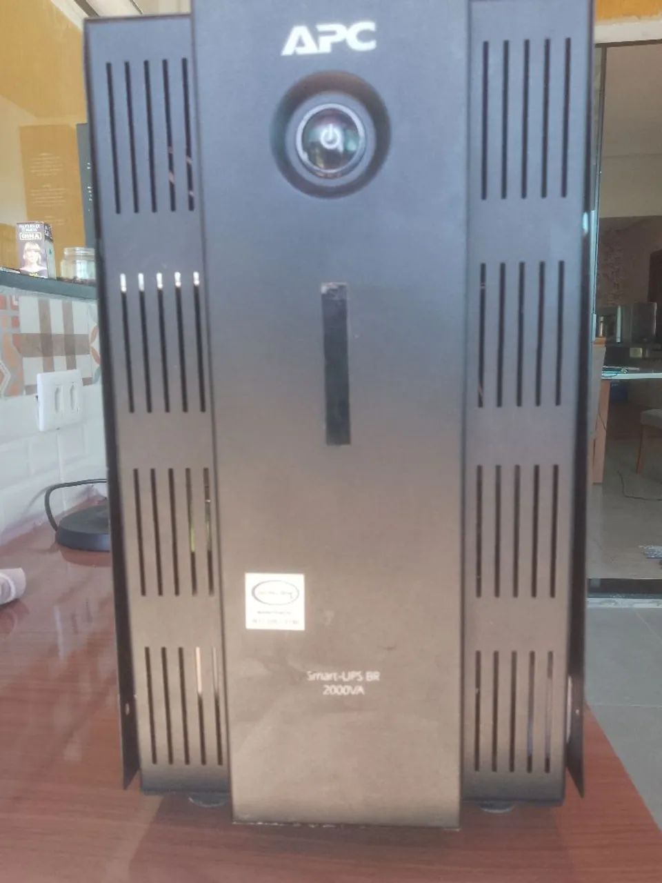 Nobreak SMART UPS 2000 VA MARCA APC