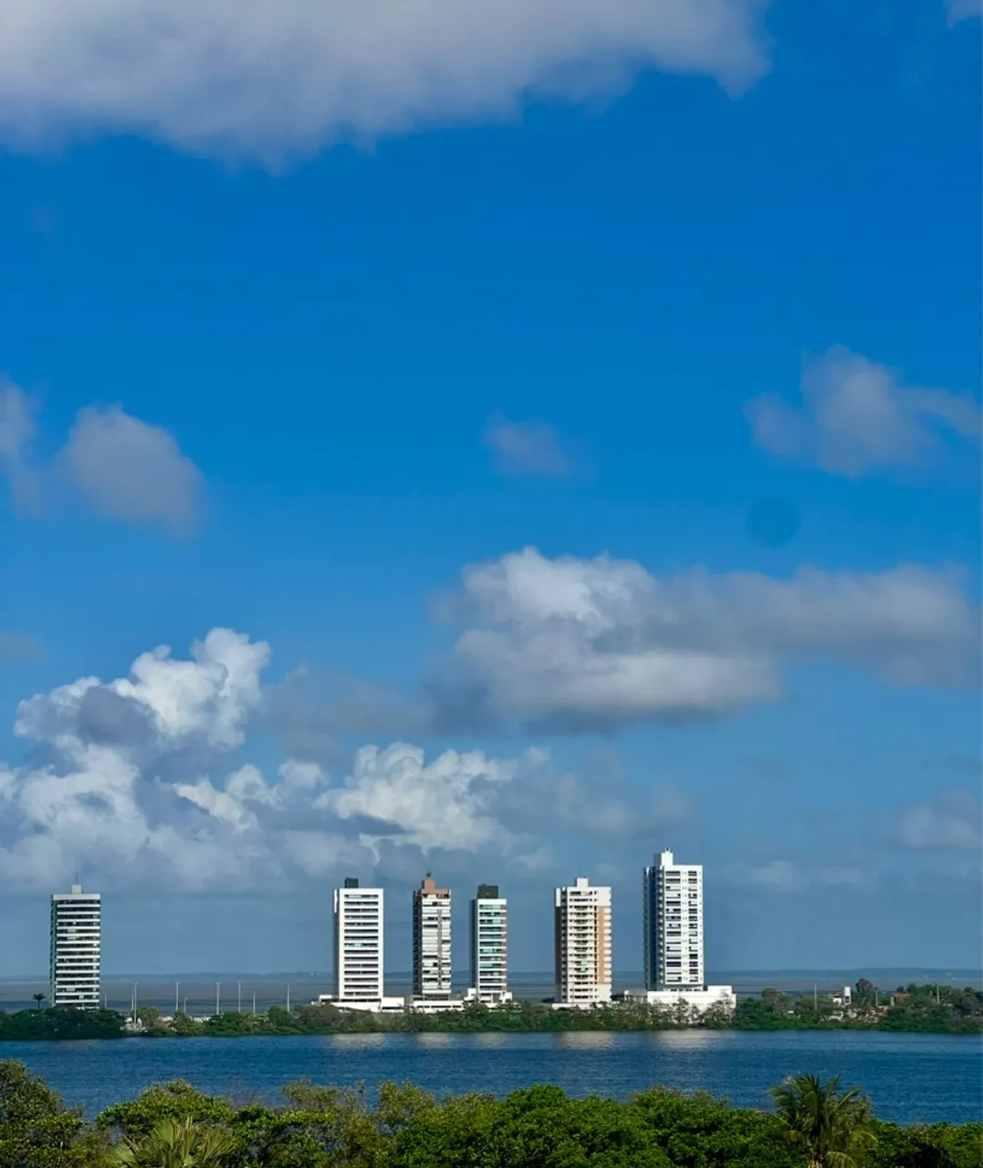 Apartamento no Renascença barato R$ 250 mil