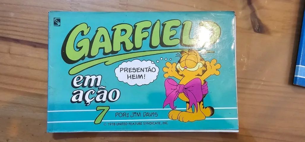 Lote livro Garfield - Foto 4