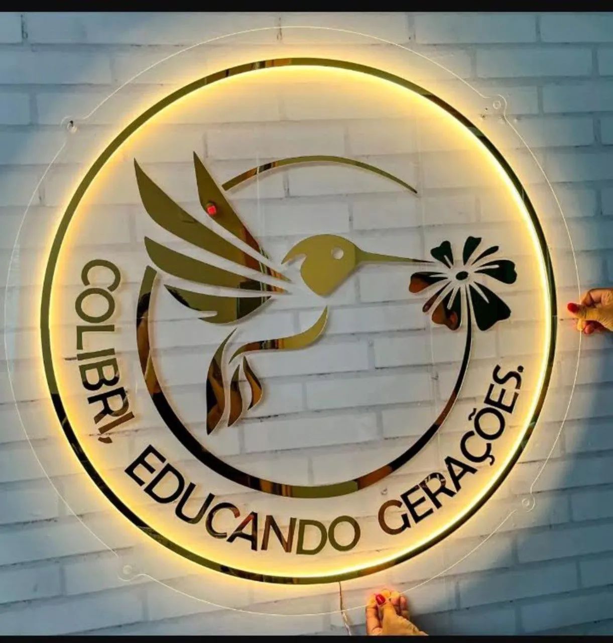 Logo 3d em acrílico led 