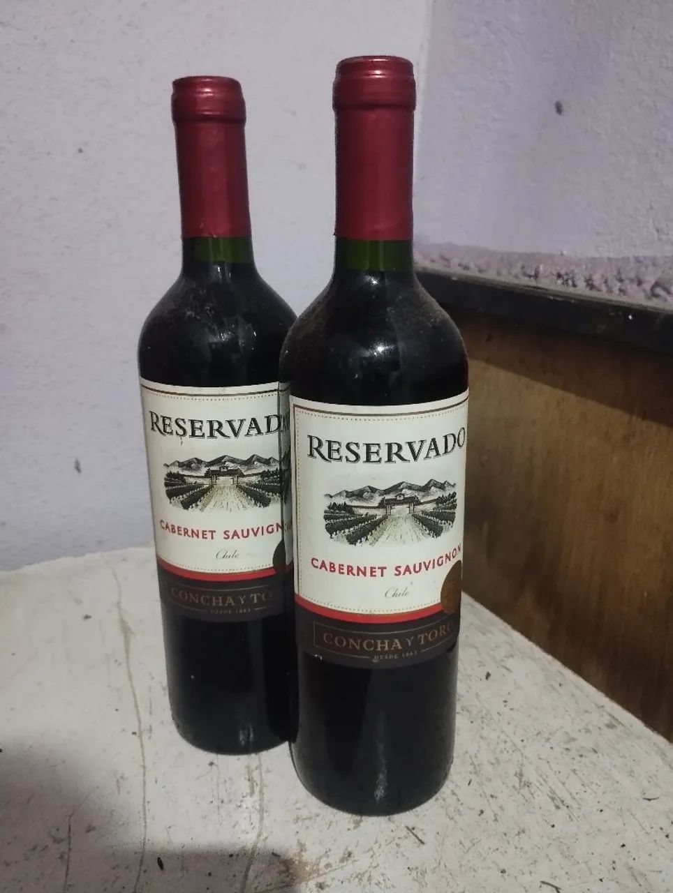 2 Garrafas de Vinho Reservado Cabernet Sauvignon Concha y Toro
