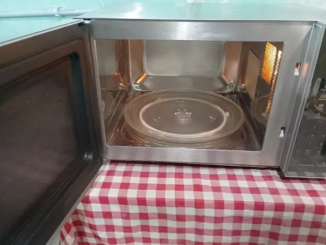  ? PANASONIC 30L  ?ESPELHADO?RETIRADA EM JACAREPAGUA NA CDD   - Foto 2