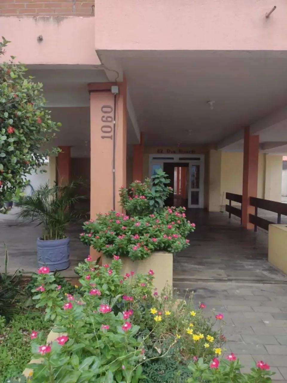 Imóvel para aluguel possui 122 metros quadrados com 2 quartos em Centro - Teresina - PI