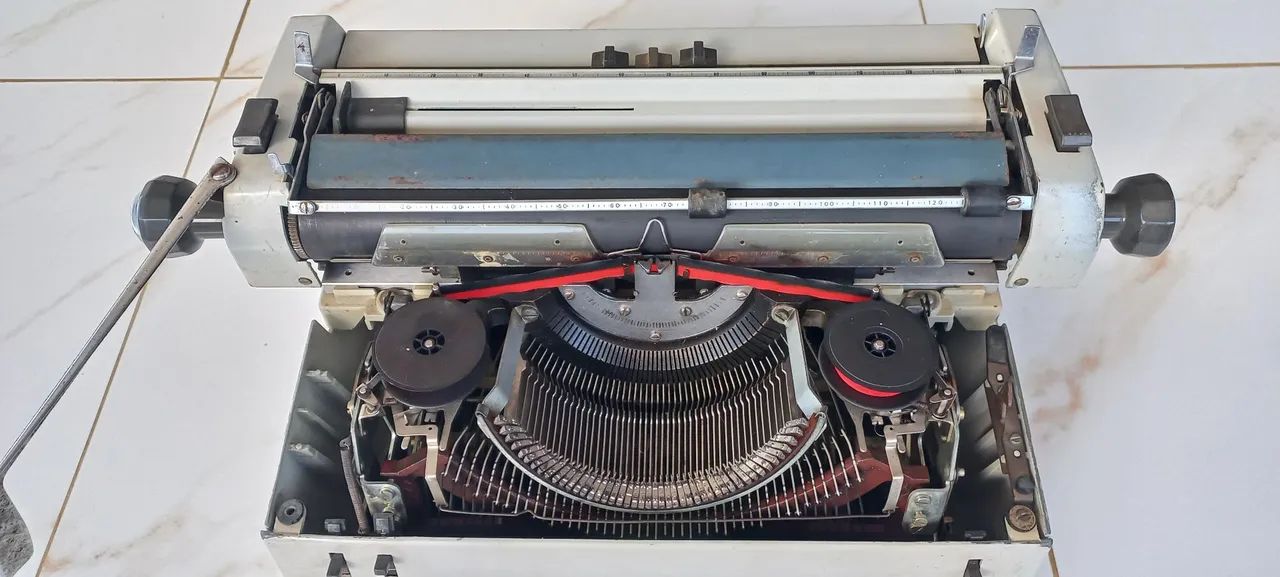 Máquina escrever Facit64197828395138122