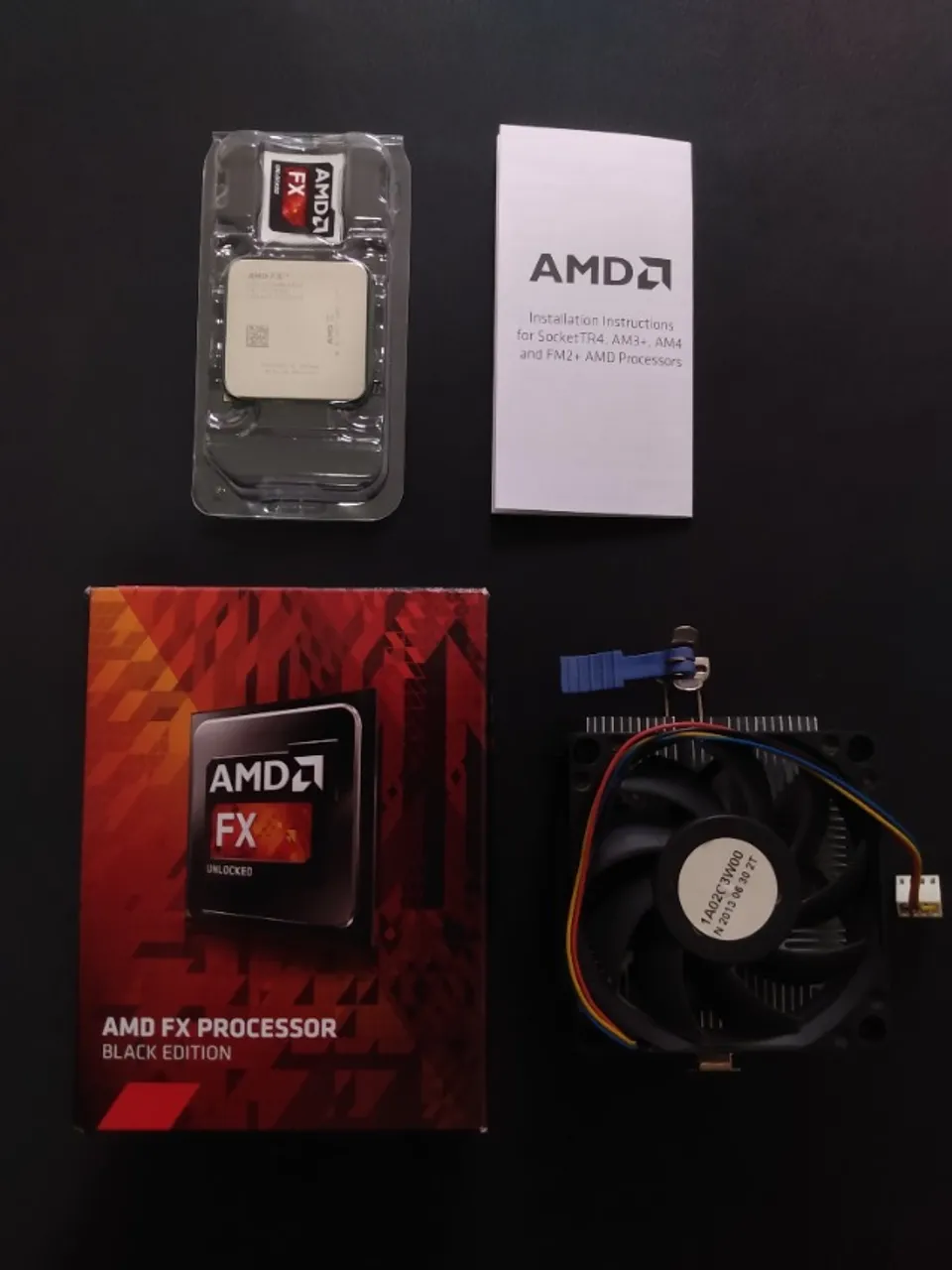 Processador AMD FX 8300 Black Edition 16MB 3.3 - 4.2GHz AM3+ FD8300WMHKBOX