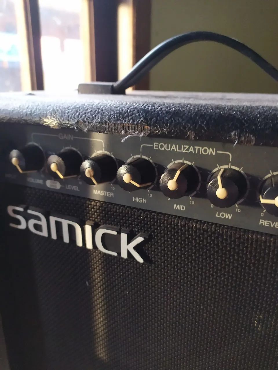 Cubo amplificador samick - Foto 2