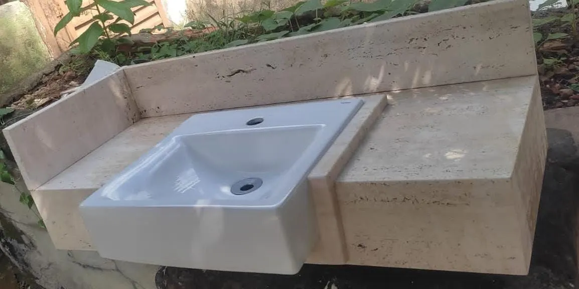 Pia de banheiro em mármore travertino
