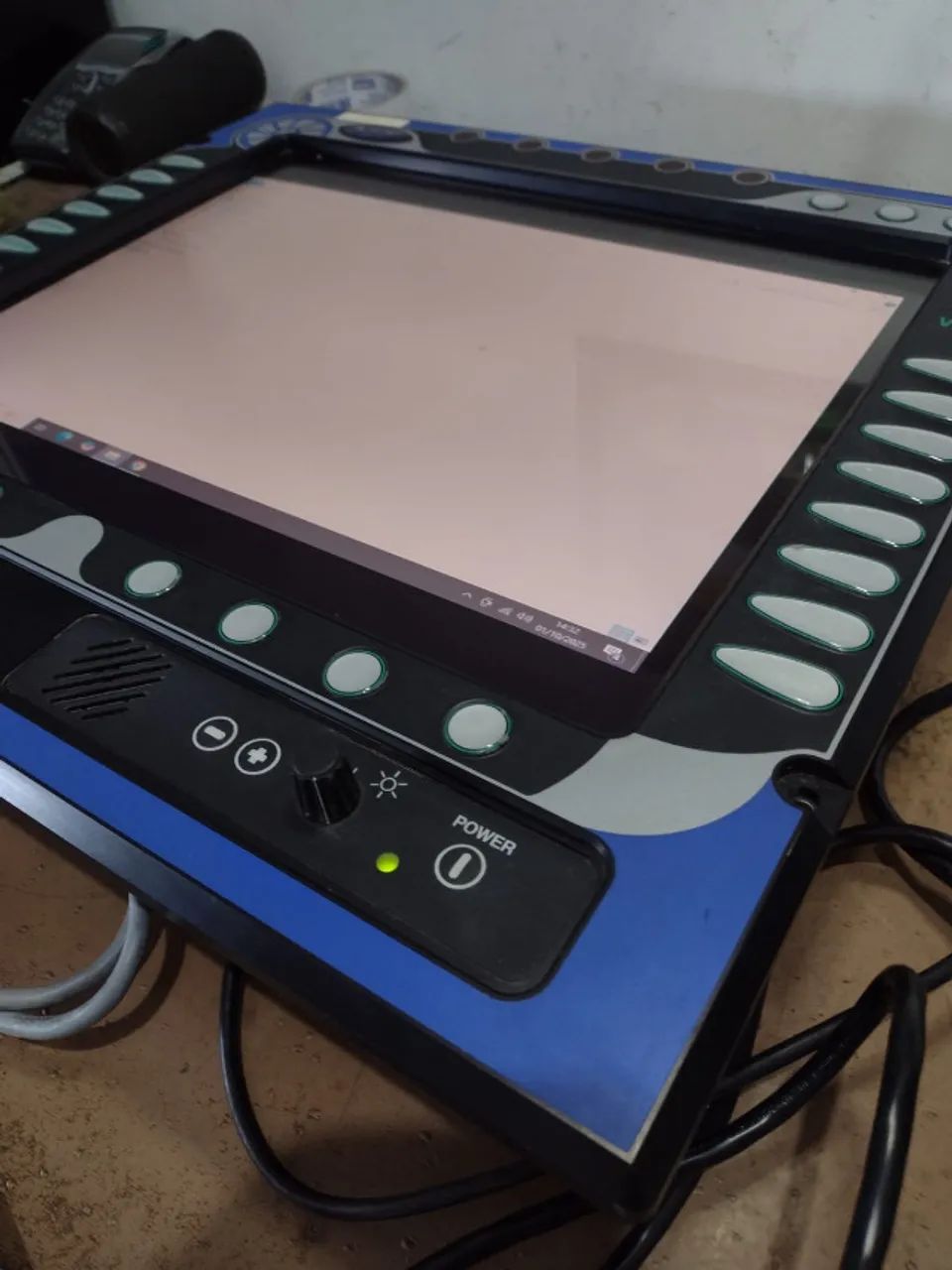 Hatteland Display 19 polegadas64317907101443122