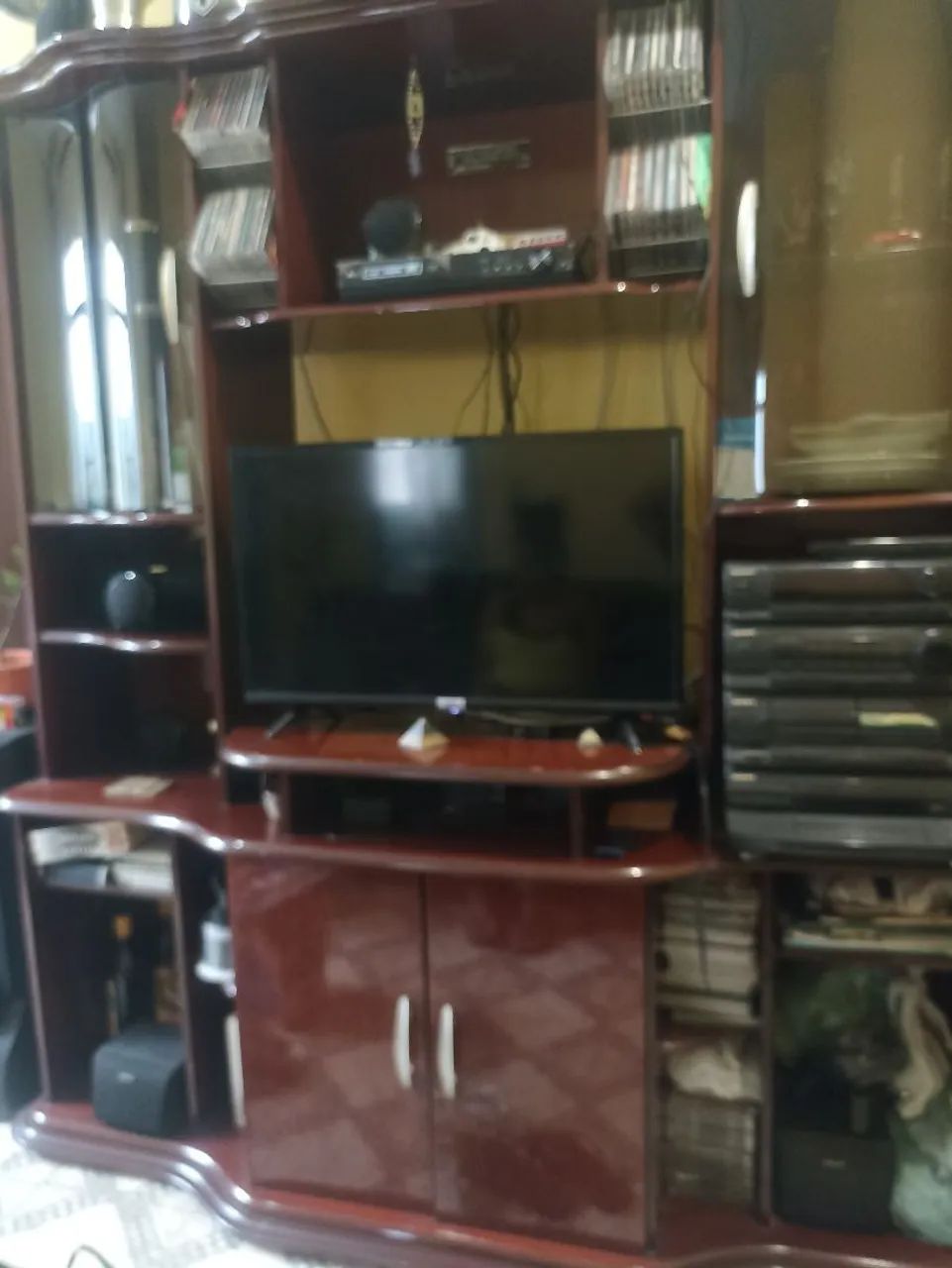 Estante grande para sala. - Foto 2