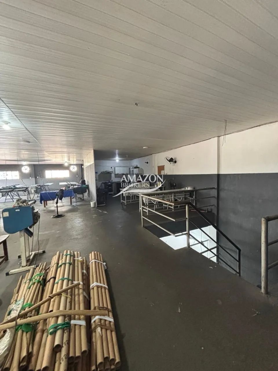 São Jorge - 780m2 - Galpão - Alugo - Foto 3