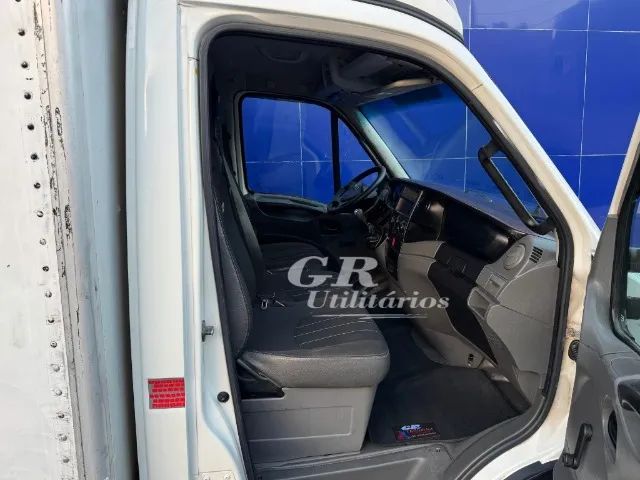 Iveco Daily 35s14 2014 Baú Plataforma - Foto 10