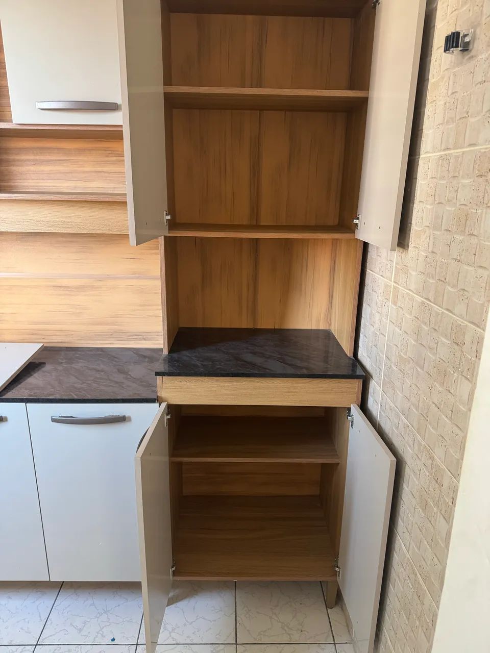 Armário de cozinha64289078918785123