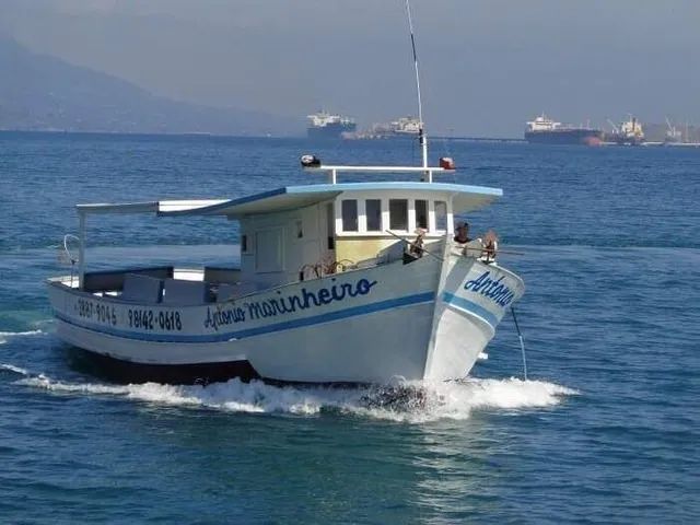 ALUGUEL DE BARCO PARA PASSEIOS,MERGULHOS,PESCARIAS E FRETE PARA NAVIOS - Foto 5