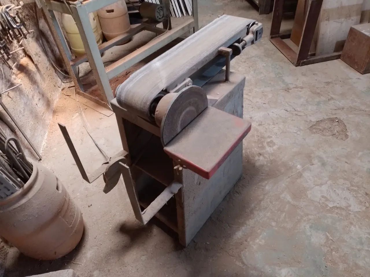 Lixadeira de Bancada com Lixa de Cinta e Disco - Foto 3