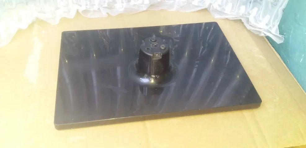 Base p/ TV Samsung 24 polegadas