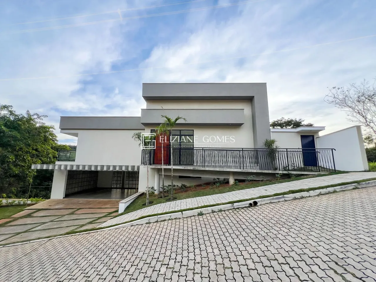 Casa de alto padrão no Condomínio Bosque do Lago em Juiz de Fora/MG
