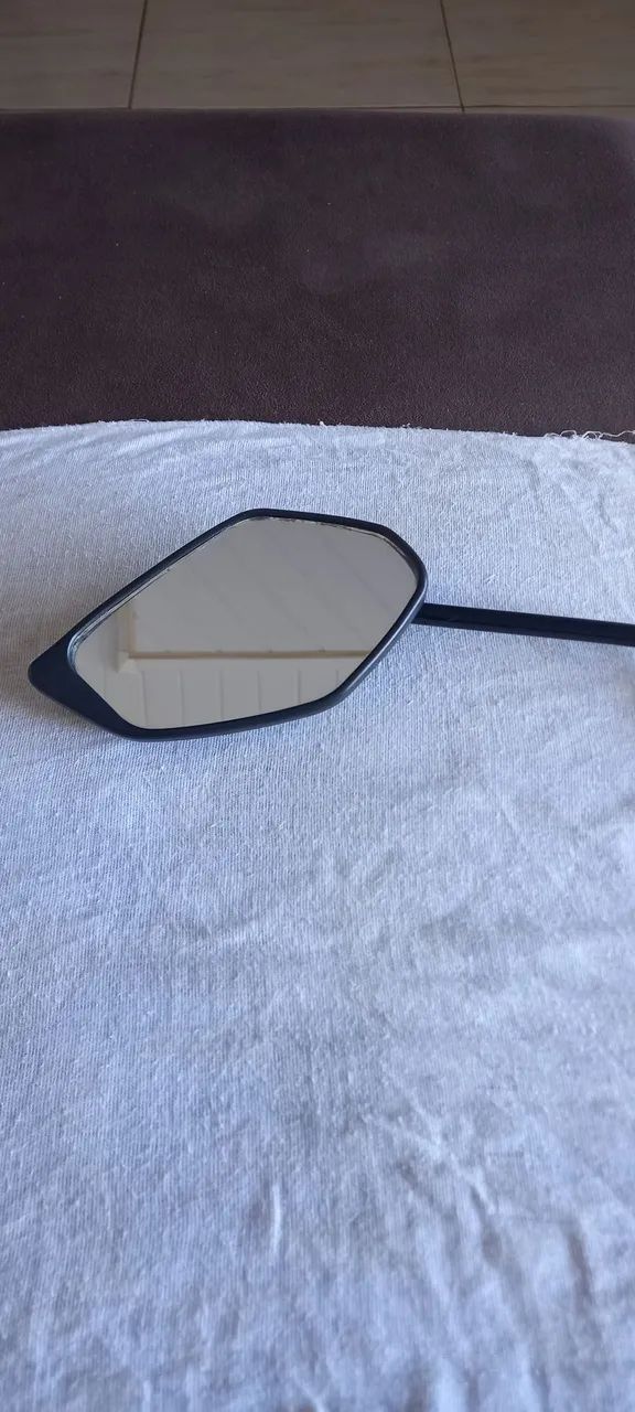 Espelho retrovisor moto modelo Yamaha 