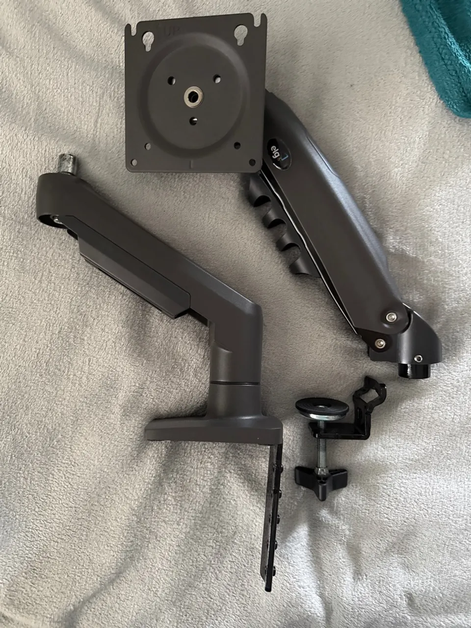 Suporte/Braço Articulado para Monitor ELG F80n