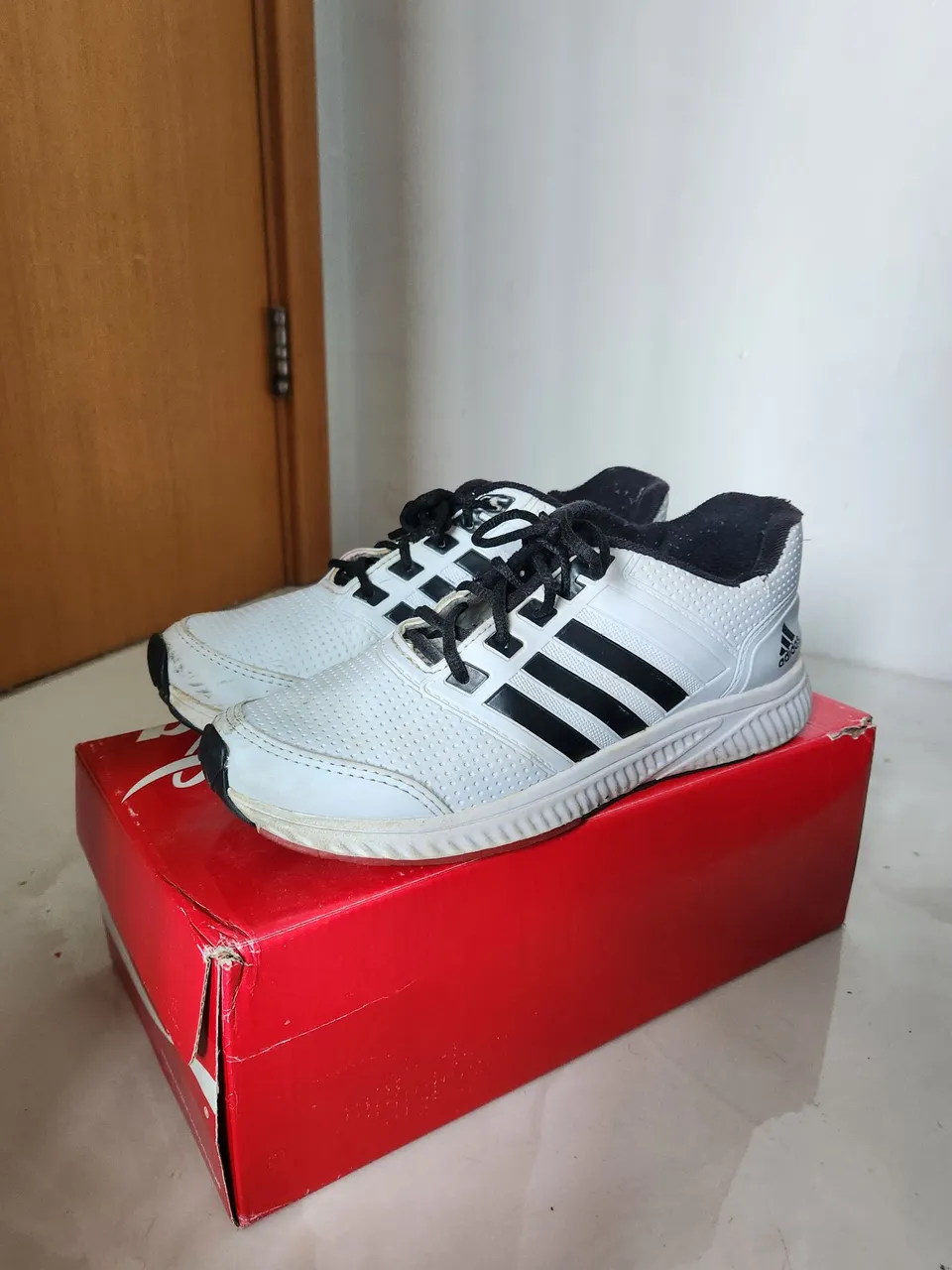 Tênis Adidas Branco