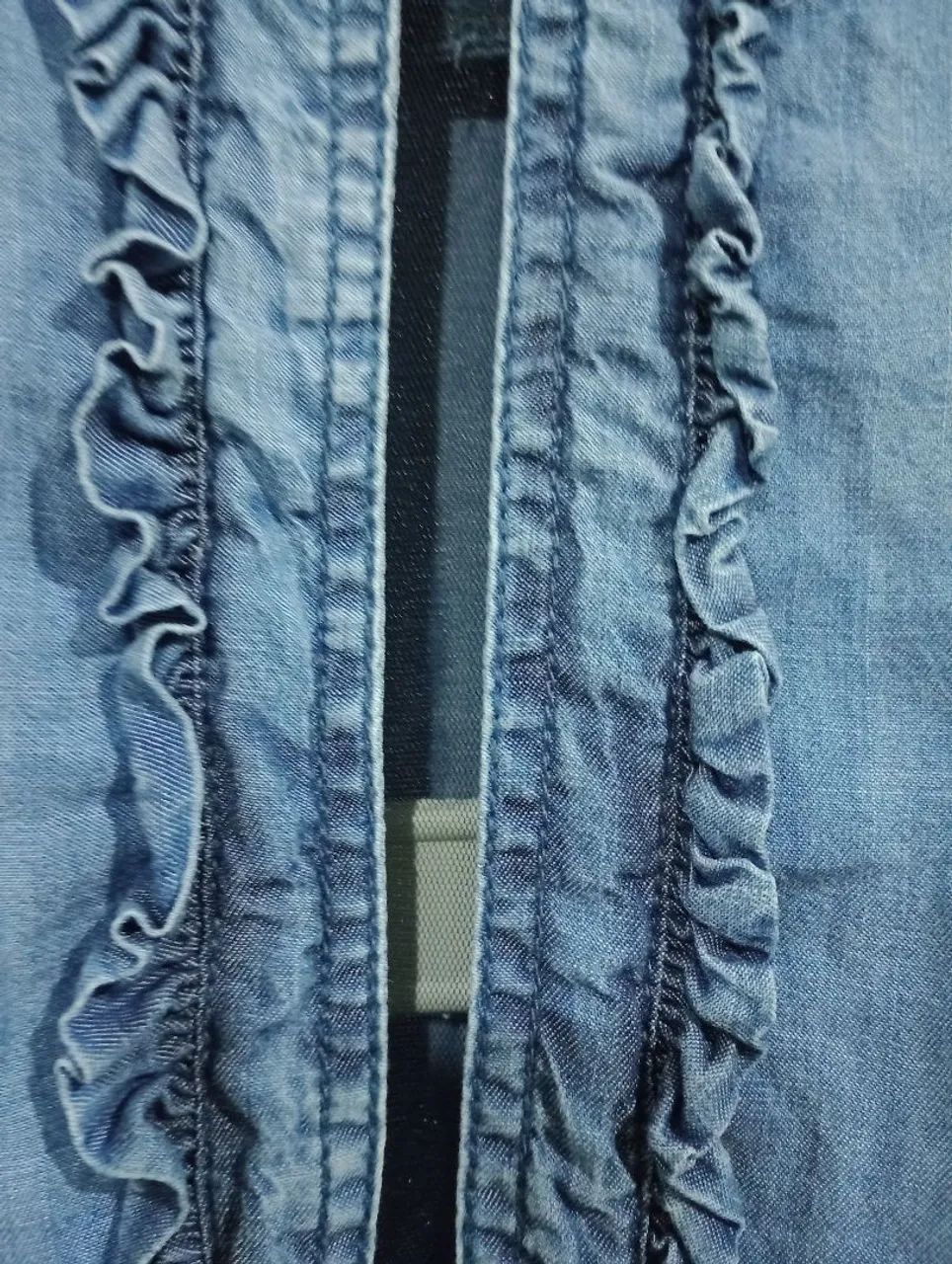 Blusao Jeans com transparência e babados - M - Foto 3