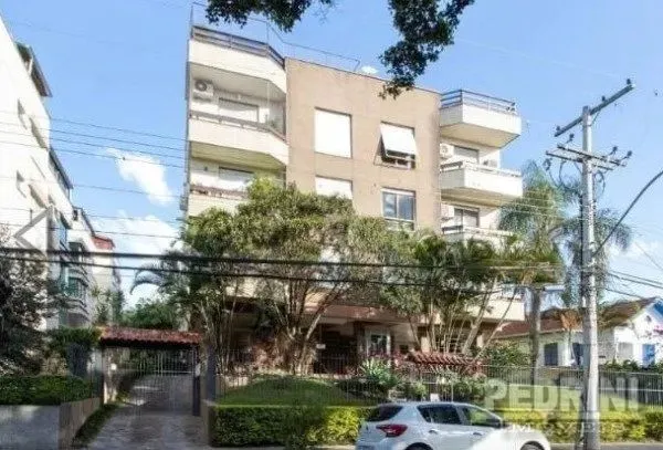 COBERTURA DUPLEX 3 DORMITÓRIOS NO TRISTEZA, COM CHURRASQUEIRA, LAREIRA E 2 VAGAS
