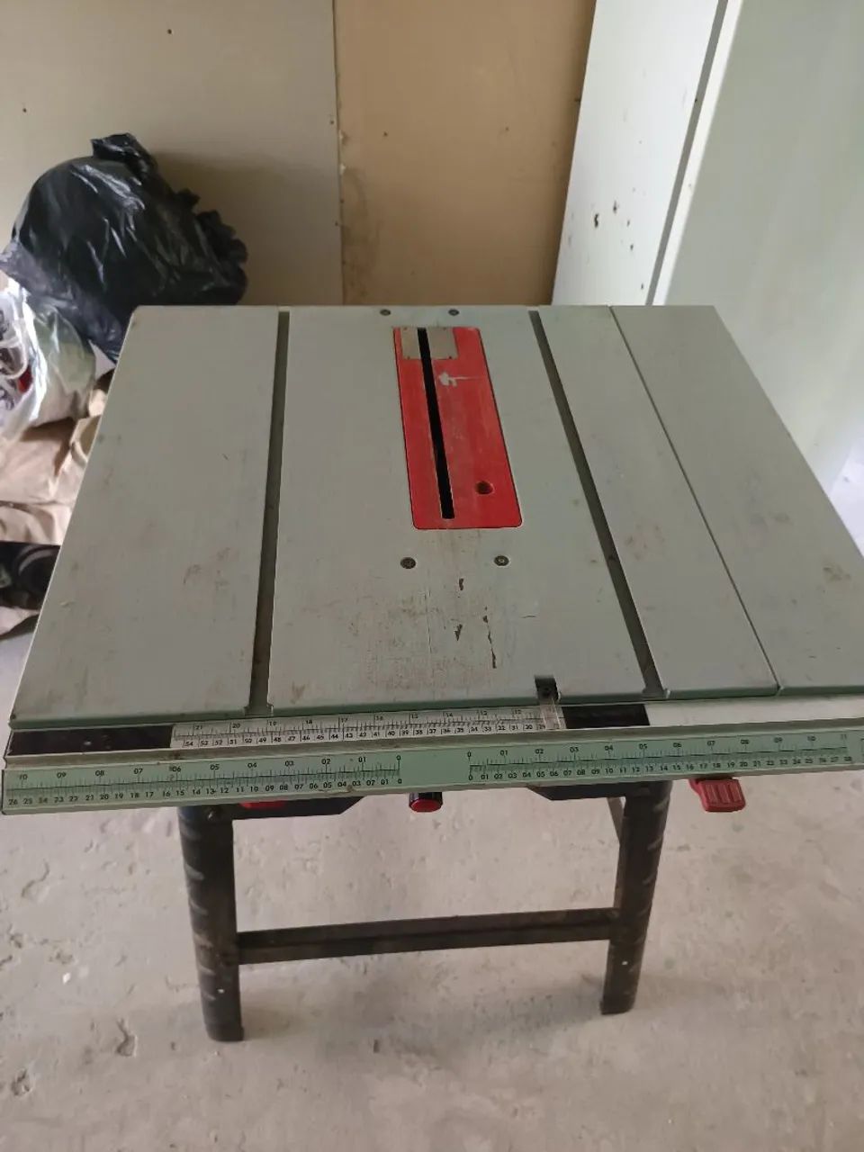 Serra de bancada Bosch Profissional.64840852656897124