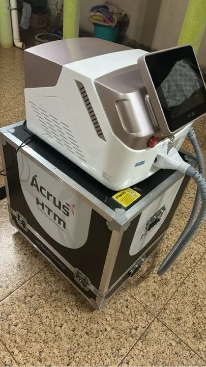 Equipamento de Laser para Depilação - Ácrus HTM
