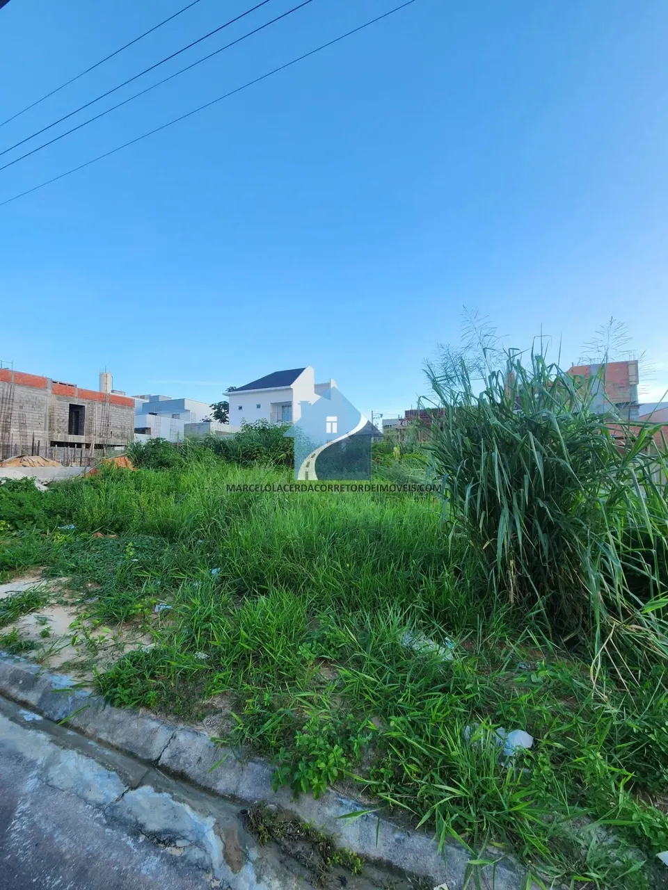 Lote no Estoril - Novo Aleixo