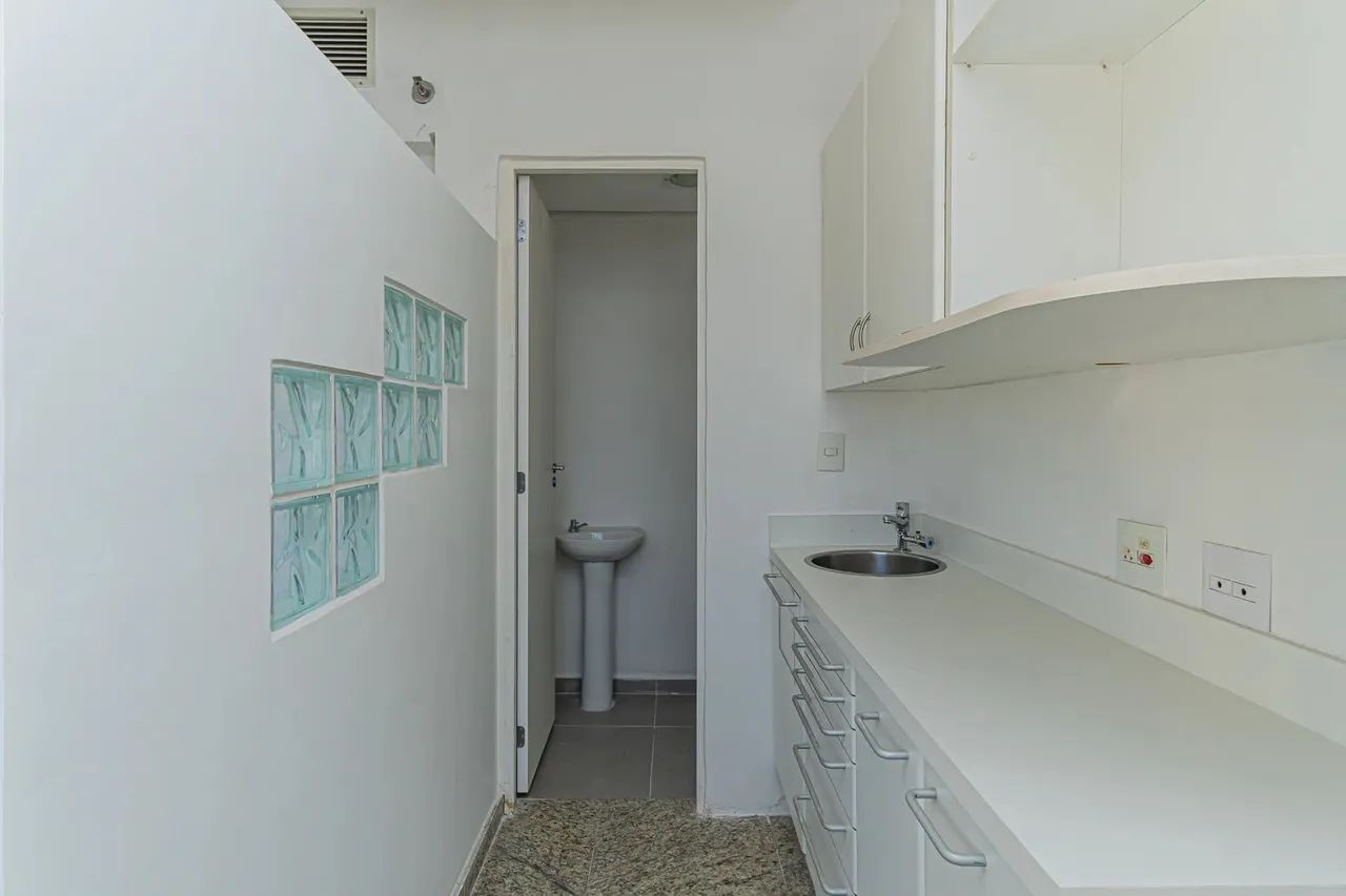 Imóvel para aluguel e venda possui 28 metros quadrados em Liberdade - São Paulo - SP - Foto 7