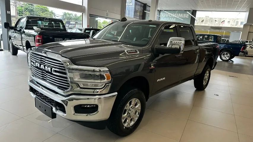 RAM 2500 LARAMIE