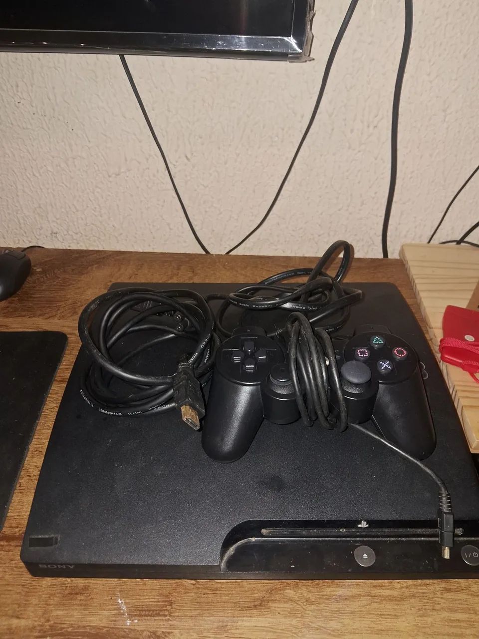 Playstation 3 Slim(bloqueado) com Controle - Foto 2