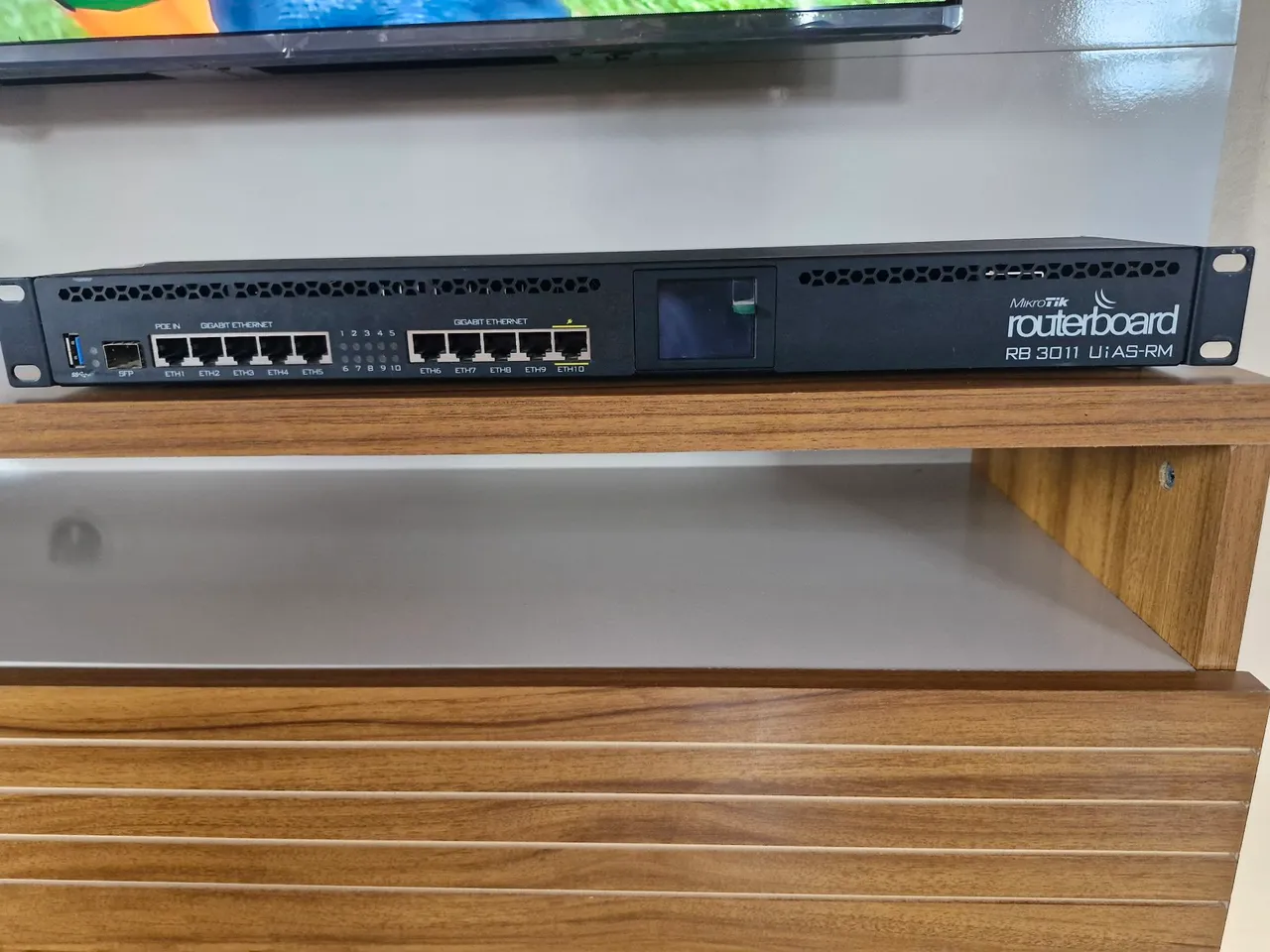 Mikrotik 3011