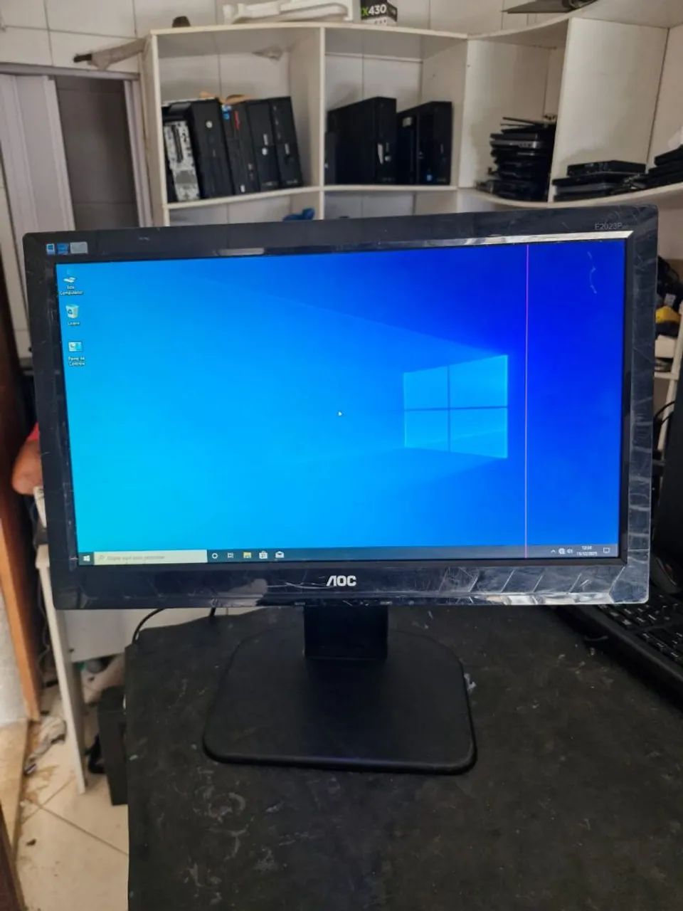 Monitores AOC 20 polegadas com pé giratório 