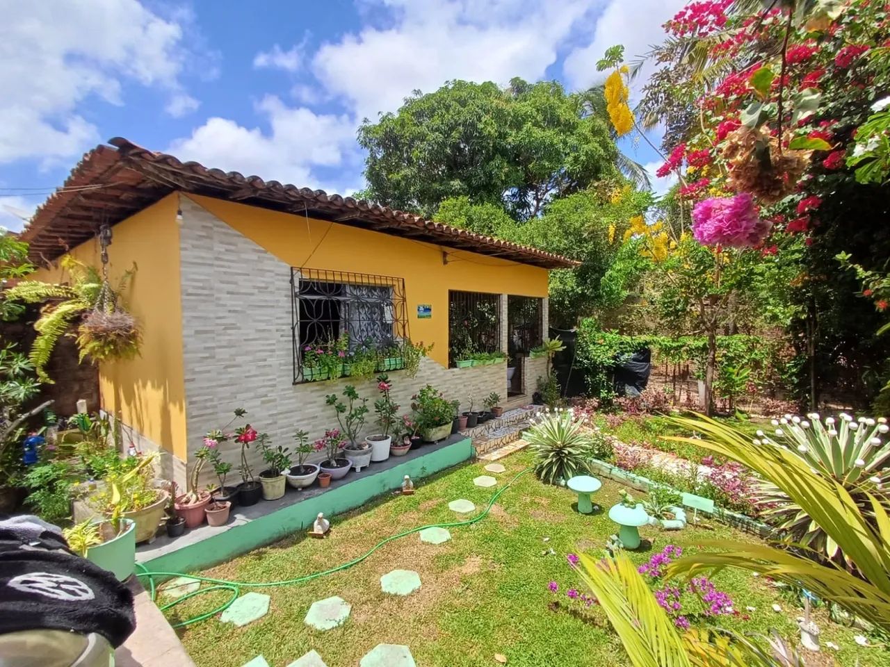 Vendo casa com terreno na kiola-G